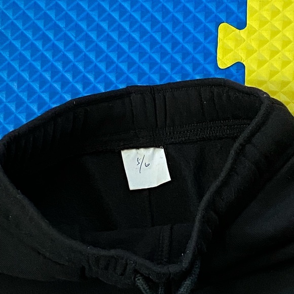 Boy drawstring fleece lined sweatpants size 5/6 - Picture 2 of 4